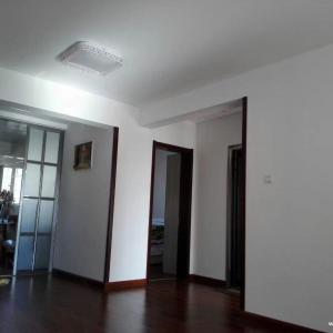 創(chuàng)新北里四樓100C精裝80萬議