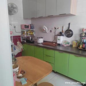 吉房出售北區(qū)56加院精裝不到2年77萬可議