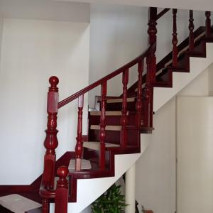 港西新城120型11層帶閣樓，品牌家具家電全帶，拎包入住