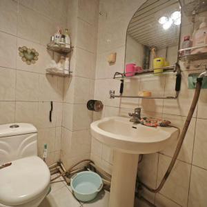 同盛西區(qū)70A1樓中裝64萬議