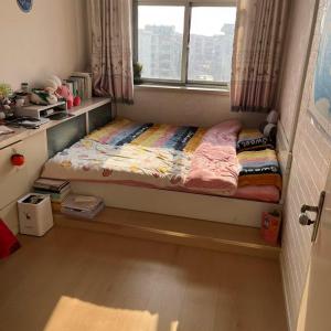 出售祥和小區(qū)80A，全陽三室，拎包入住