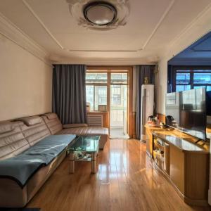 幸福二里四樓70B精裝52萬急賣