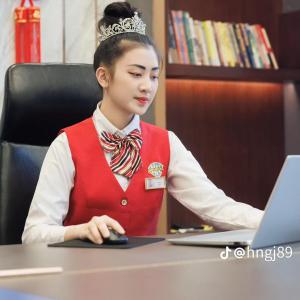 【薇wka00100】騰龍公司怎么聯(lián)系現(xiàn)場外聯(lián)電話