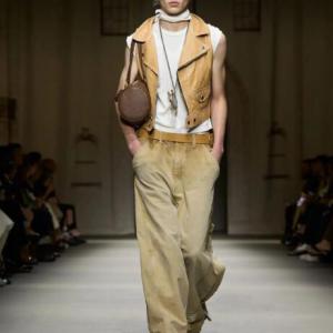 網(wǎng)址:TL123.top騰龍公司現(xiàn)場(chǎng)經(jīng)理聯(lián)系電話(huà)